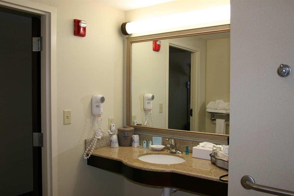 Hampton By Hilton Hotel Brattleboro